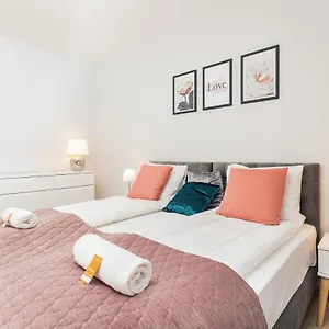 Center By Renters Apartament