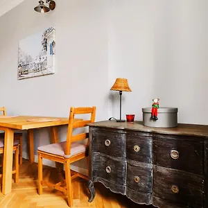 Designer Flat In The Heart Of Old Town , Warszawa Polska